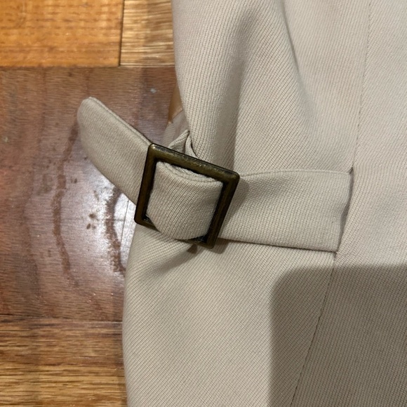 Tailored Dana Buchman Vest - Picture 5 of 8